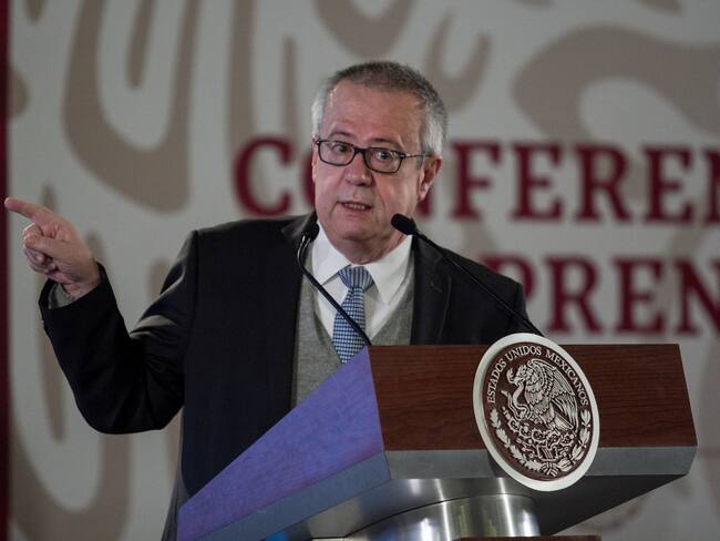 ¿Quién fue Carlos Urzúa, ex secretario de Hacienda?