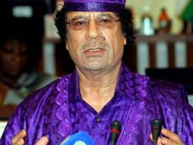 Dan rebeldes a Gadafi 72 horas para irse: Al Yazira