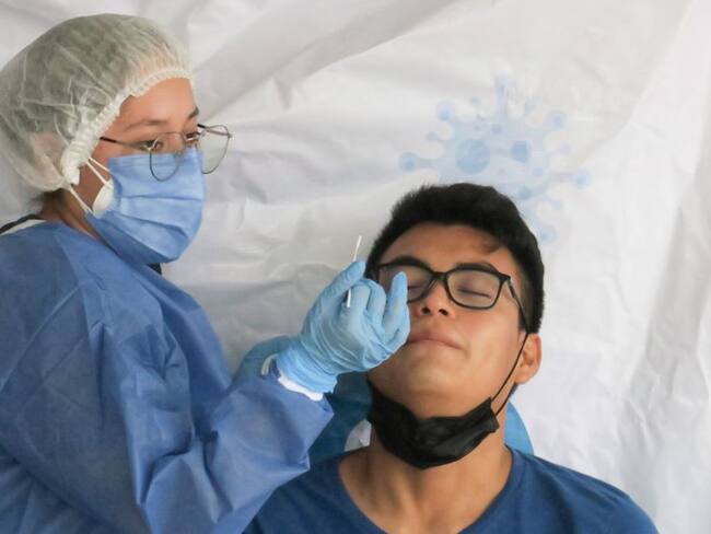 Suman 233 mil 425 muertes por COVID-19 en México: SSa