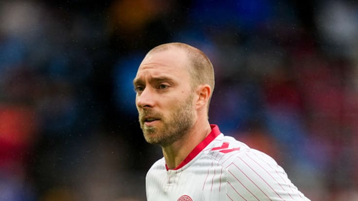 Christian Eriksen se desploma en pleno partido de Dinamarca y enciende las alarmas