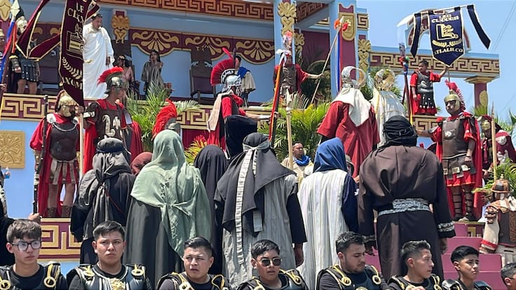 Iztapalapa revive la Pasión de Cristo con miles de fieles