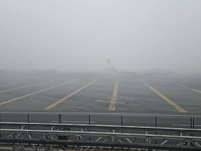 AICM reactiva operaciones tras banco de neblina