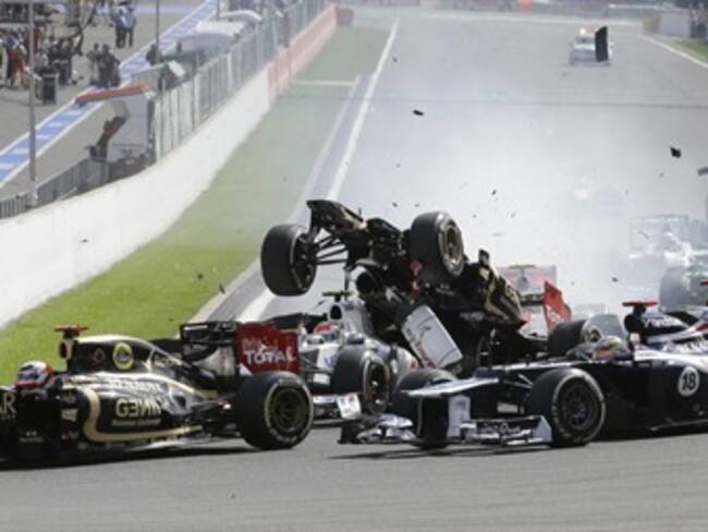 Confía Button resolver futuros problemas con 'Checo' Pérez sin ayuda