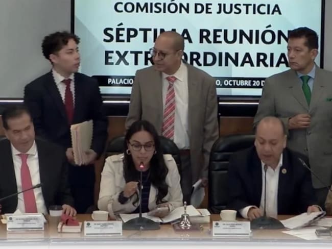 Avanza “Ley Antimemes” en Cámara de Diputados