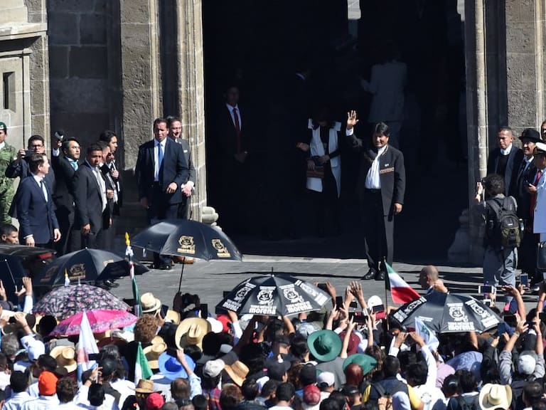 México le ofrece asilo a Evo Morales y recibe a 20 miembros del Ejecutivo
