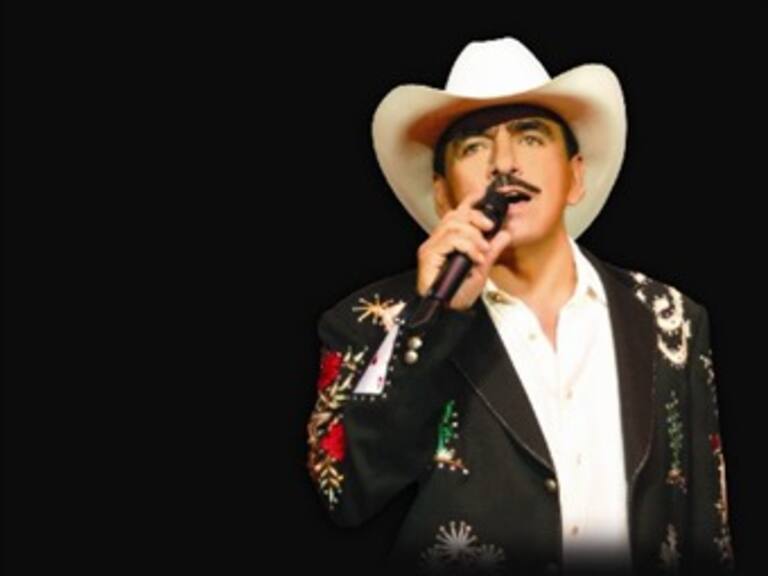 Reconocen a Joan Sebastian por 38 años de carrera