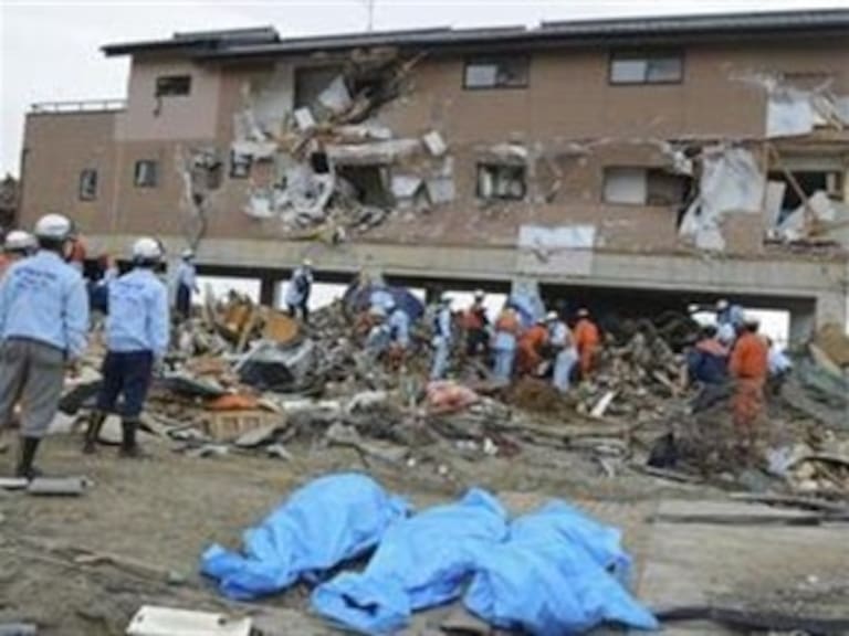 Suman dos mil 458 muertos y 17 mil desaparecidos por sismo en Japón