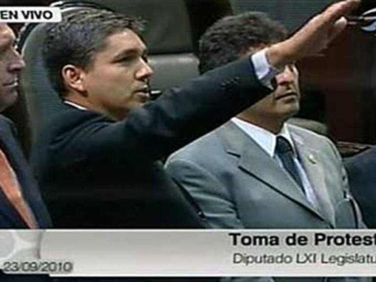 Toma protesta como diputado Julio César Godoy Toscano