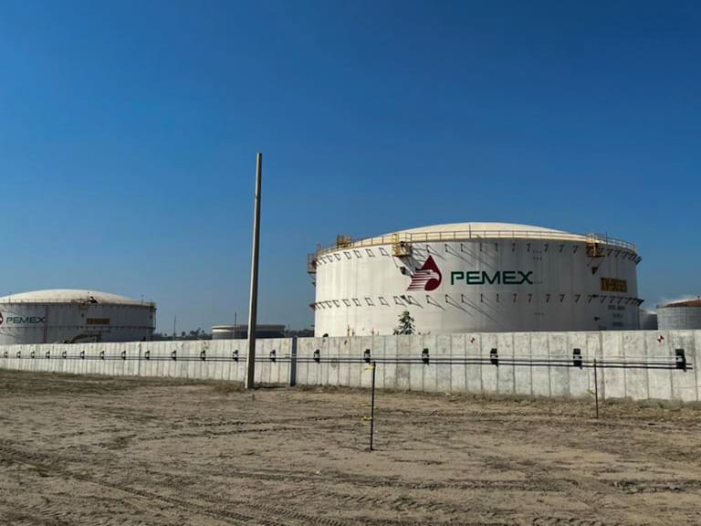 La refinería Olmeca de Dos Bocas registró otro incendio en medio de antecedentes similares recientes.
