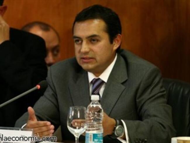 Advierte Cordero riesgo de recesión económica