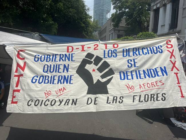 Venimos por la abrogación de la ley del Issste, ni 1 cm menos: CNTE