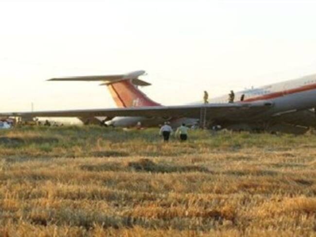 Deja 40 heridos accidente de avión en China