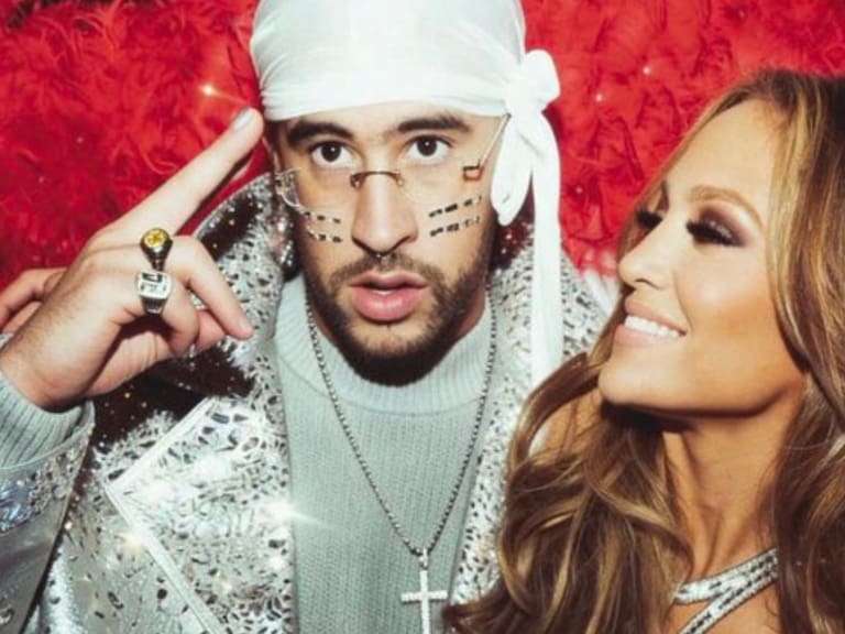 Bad Bunny recibe guiño de Jennifer Lopez antes del Super Bowl 2026. X