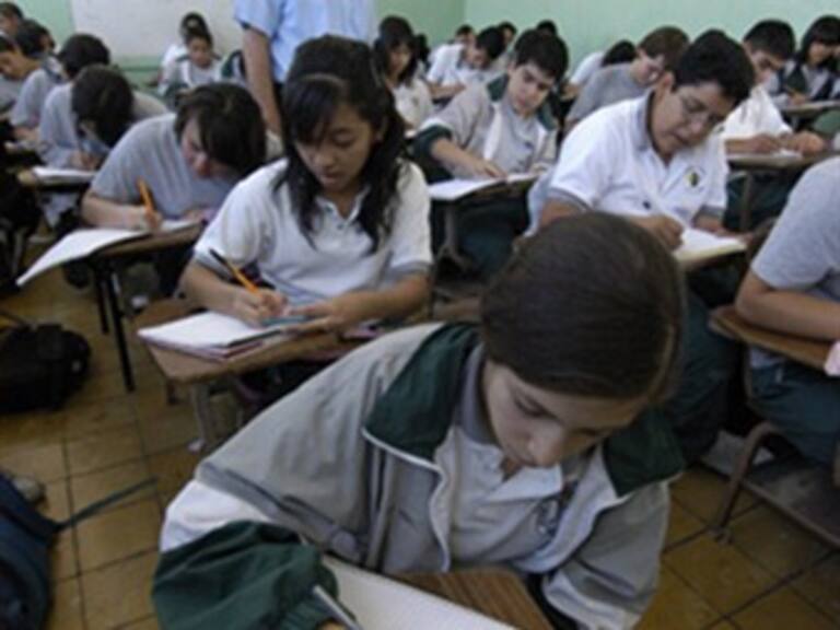 Da la SEP lista de libros de textos para secundaria en ciclo 2013-2014