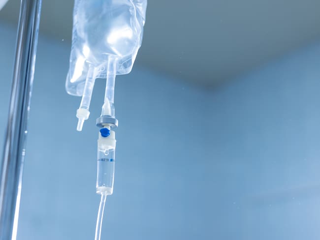 Testimonio revela uso de misma jeringa en sueros vitaminados en clínica de Hermosillo, Sonora