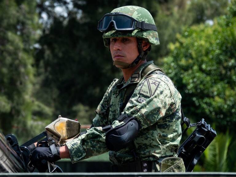 Morena avala nuevo plan militar en comisiones