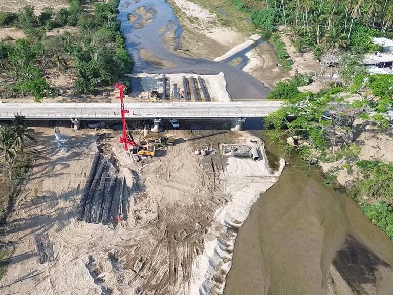 Avanza en Guerrero rehabilitación de 68 puentes afectados por huracanes: SICT