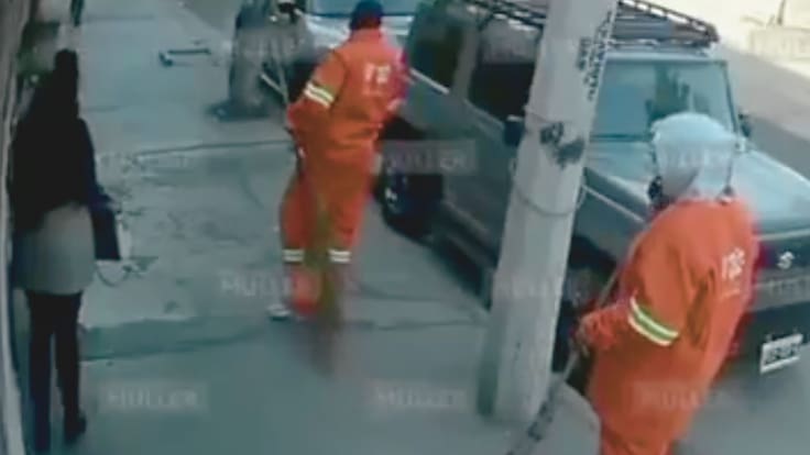 Asalto en la GAM: Falsos trabajadores de limpieza someten a vecina y se meten a robar a la casa