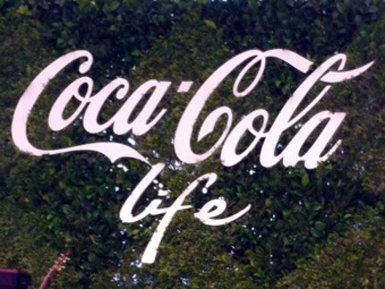 Destapa tu naturaleza con Coca-Cola Life