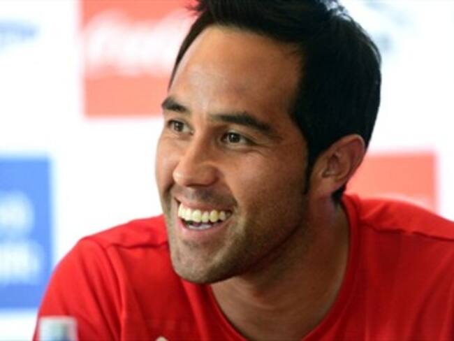 Será presentado Claudio Bravo como nuevo miembro en el 'Barça'