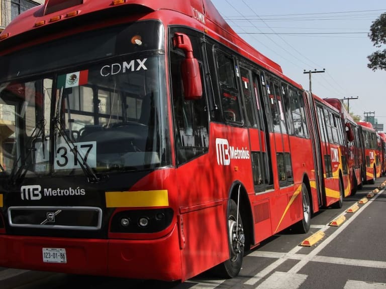Transporte público CDMX operará con horario de Día Festivo