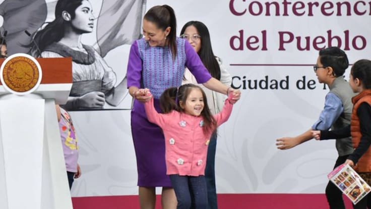 Sheinbaum festeja Día del Niño con baile, mensaje y nuevos apoyos para estudiantes | VIDEO