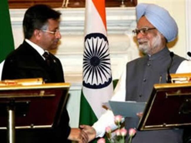 Acusa Pakistán a India de matar otro soldado en Cachemira