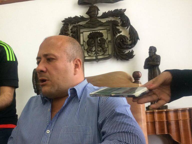 Alfaro se opone al contrato de Fotoinfracciones