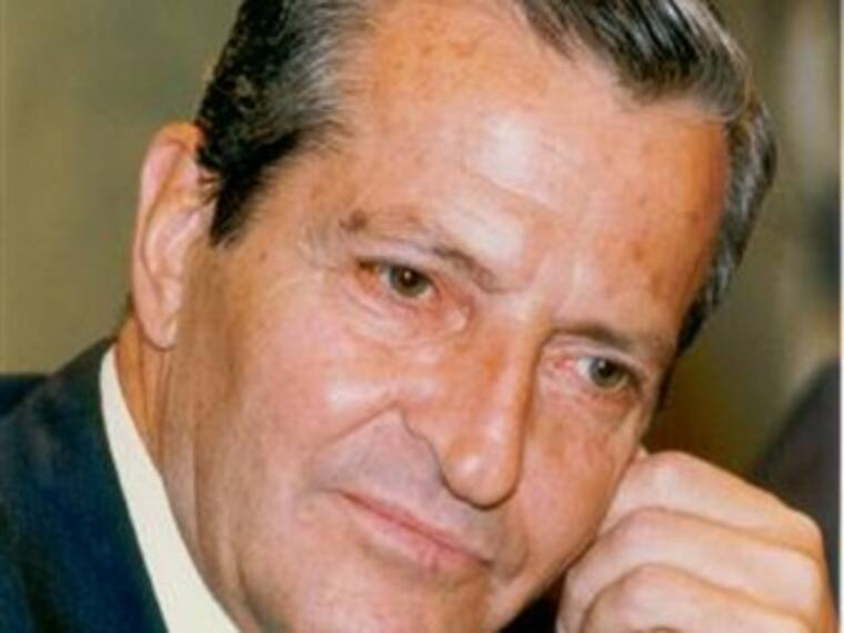 España se viste de luto por la muerte del ex presidente Adolfo Suárez González