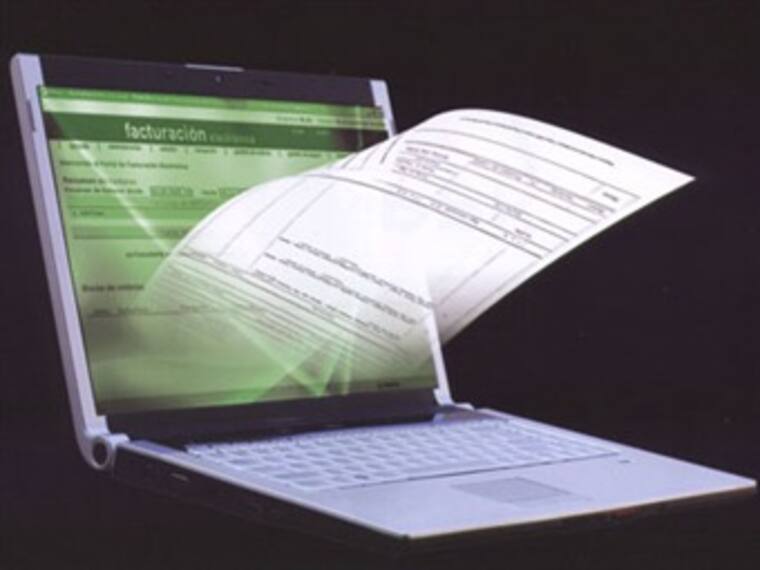 Nuevos impuestos y facturación electronica.Eduardo Marroquín,vicepresidente de la Comisión Fiscal