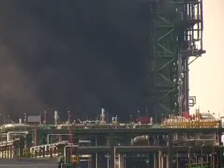 Es el tercer incidente en la refinería en dos meses. Foto: redes sociales