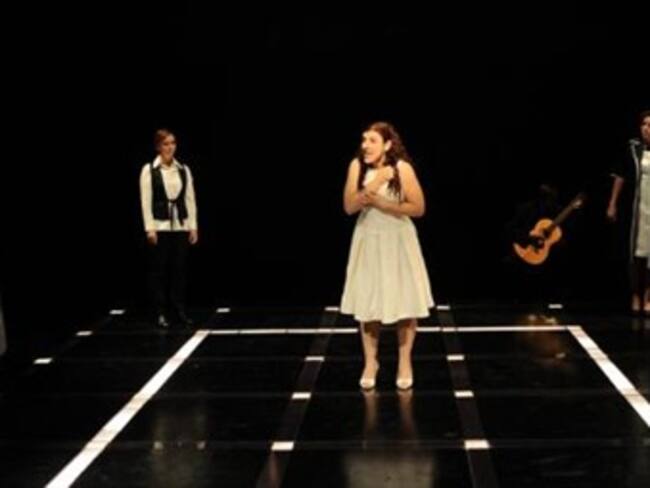 ¿Quieres conocer 'La pequeña habitación al final de la escalera'?