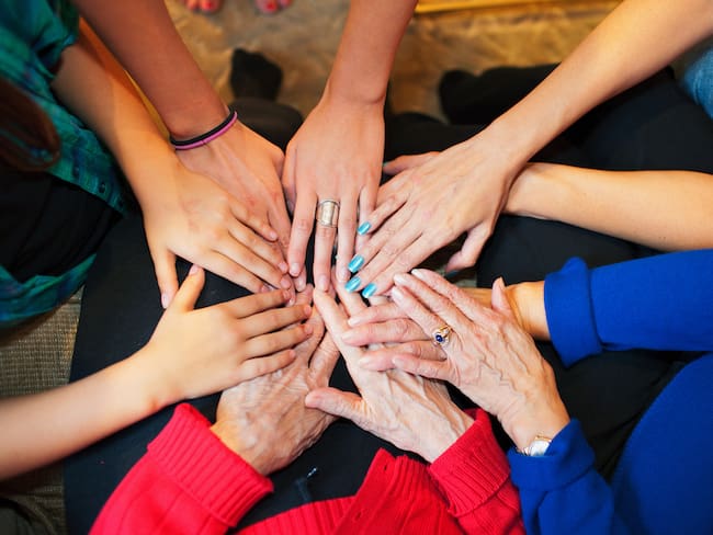 8M: El rostro de las tutoras que sostienen la crianza y crean hogares desde las cenizas