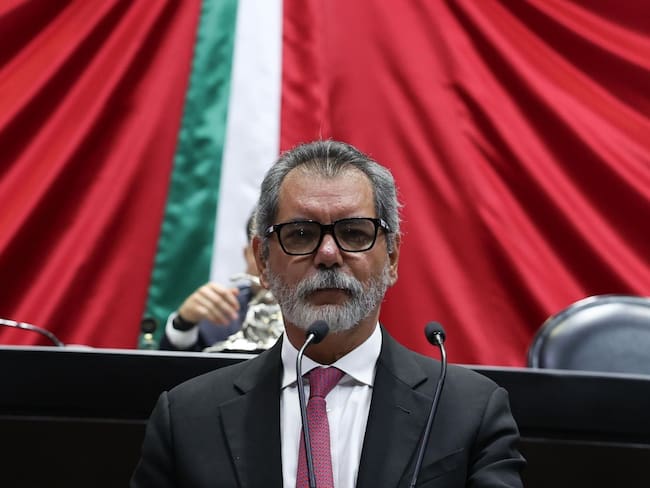 UIF no tiene investigaciones contra Amílcar Olán, afirma Hacienda