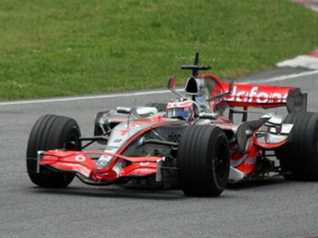 Continuará Santander patrocinando a McLaren