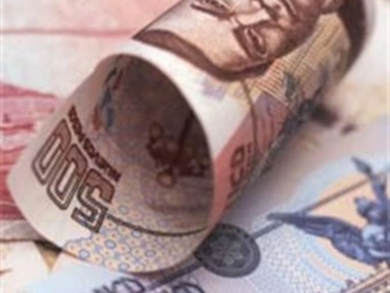 Se recupera peso frente a dólar tras intervención de Banxico