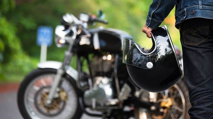 Casco para motociclistas: Especificaciones según el Reglamento de Tránsito
