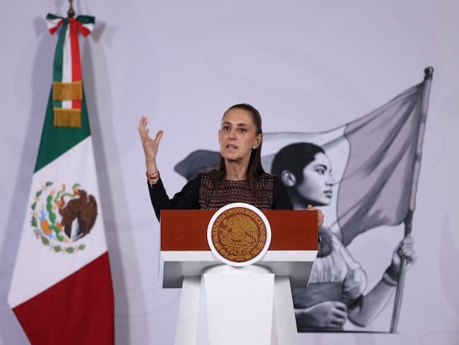 Minimiza Sheinbaum ataque a periodistas por “lista” en “Derecho de Réplica”