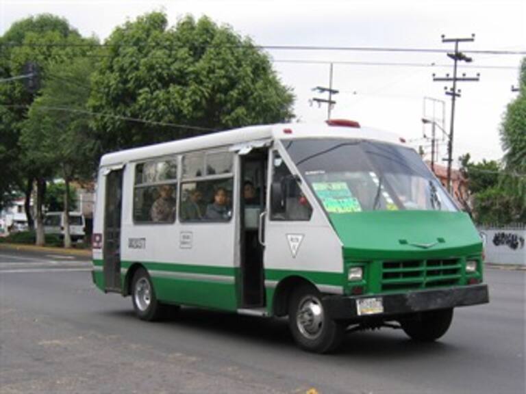 Critica PAN-DF prórroga para microbuseros
