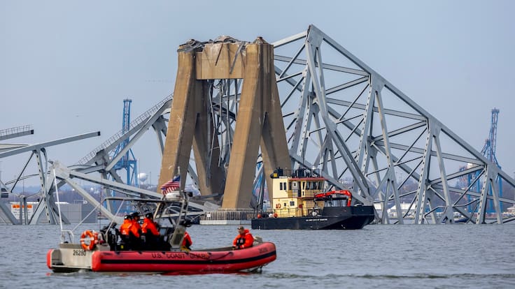 Encuentran dos cuerpos en el derrumbe del puente de Baltimore