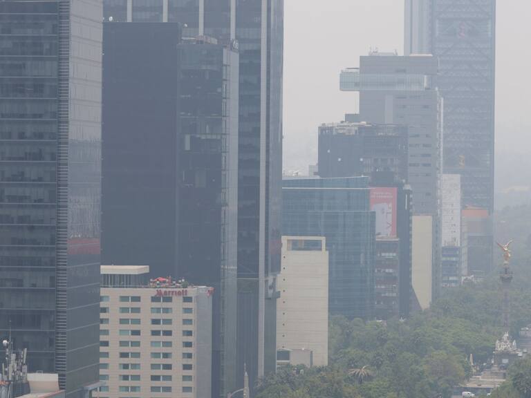 Contingencia ambiental continúa este fin de semana: revisa si tu auto puede circular en CDMX. Getty Images