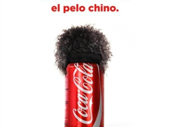 Ponen marcas publicitarias su balón en la cancha del Mundial