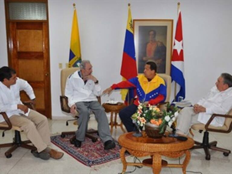 Chávez, Correa, Fidel y Raúl Castro se reúnen en Cuba