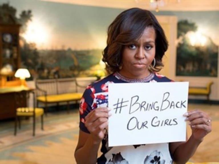 Dedica Michelle Obama mensaje de madres a niñas raptadas en Nigeria