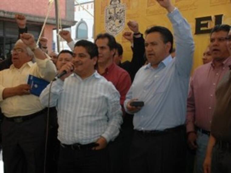 Pese a rompimiento con gobierno federal, electricistas garantizan suministro de luz