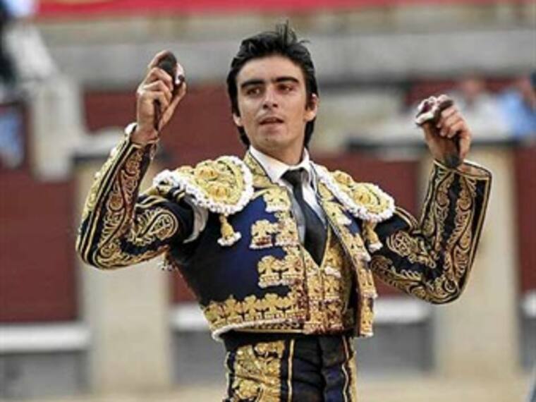 Miguel Ángel Perera consigue otra victoria cortando dos orejas