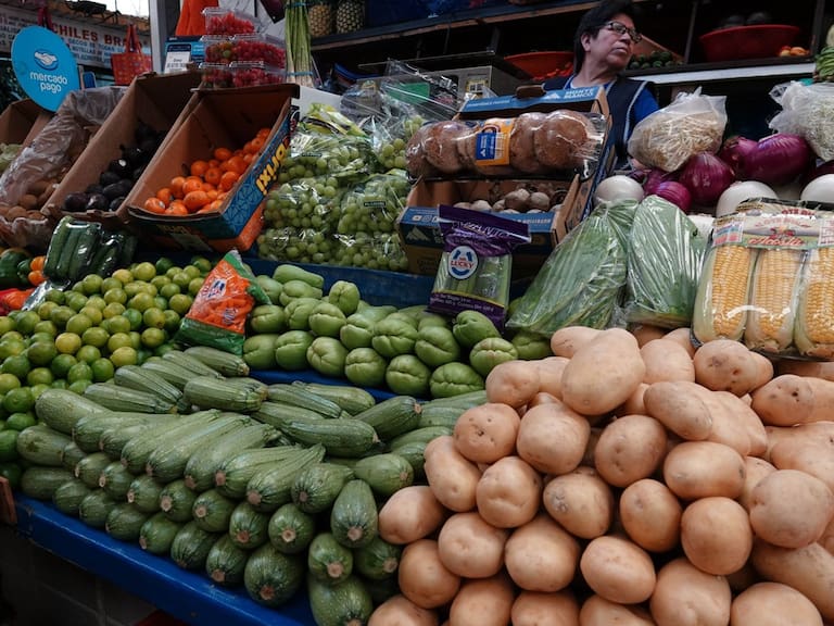 La canasta básica aumentó 4.5% anual en las zonas urbanas durante agosto, mientras que la inflación general se ubicó en 3.3%, de acuerdo con el INEGI.