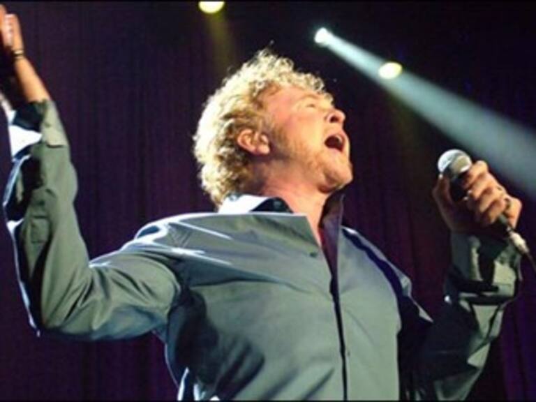 Dice adiós Simply Red con disco de éxitos en vivo