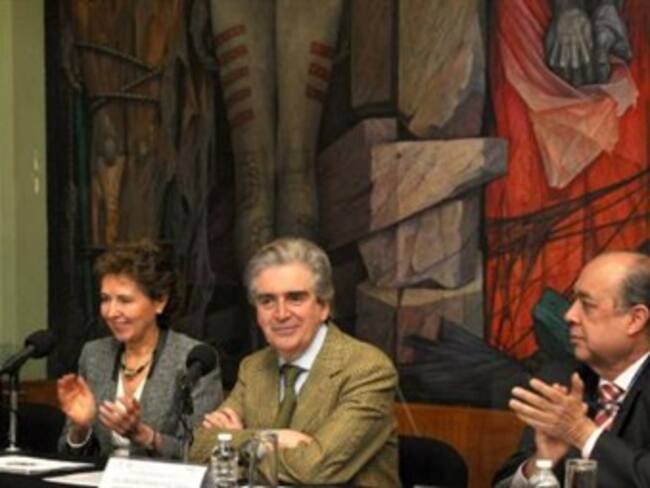 Celebra ​FCE cumpleaños 80 con festival 'El Libro y sus lectores'