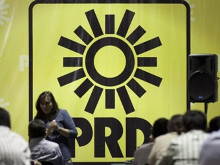 Siguen los desacuerdos en el PRD por firma del Pacto por México